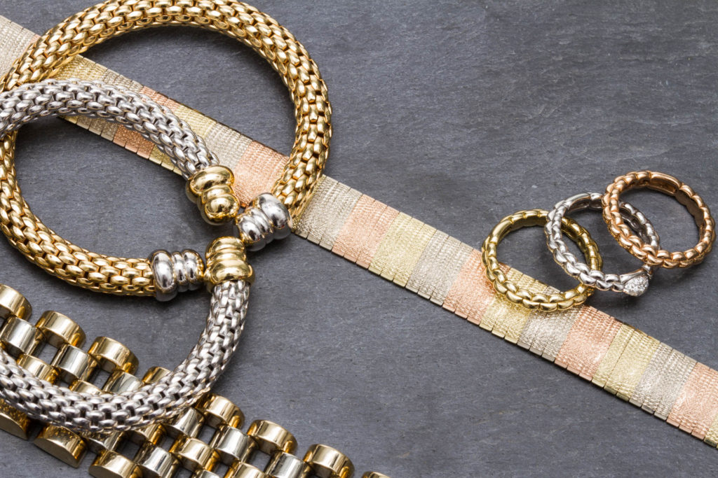 When is Mixing Gold and Silver Jewelry Fashionable?