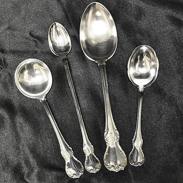 "FRENCH PROVINCIAL" Sterling Slver Flatware Set. patented in 1949 by Towle Silversmiths. 8 Place setting for 12 (Imcomplete) + 11 Serving pieces. 106 total pcs image 3