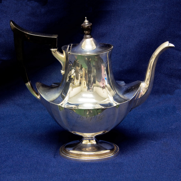 PLYMOUTH patented in 1910 by Gorham, 4 pieces tea and coffee set, total approx. weight: 56.9 ounces troy image 2