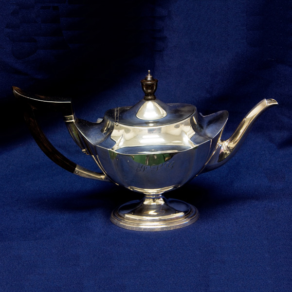 PLYMOUTH patented in 1910 by Gorham, 4 pieces tea and coffee set, total approx. weight: 56.9 ounces troy image 3