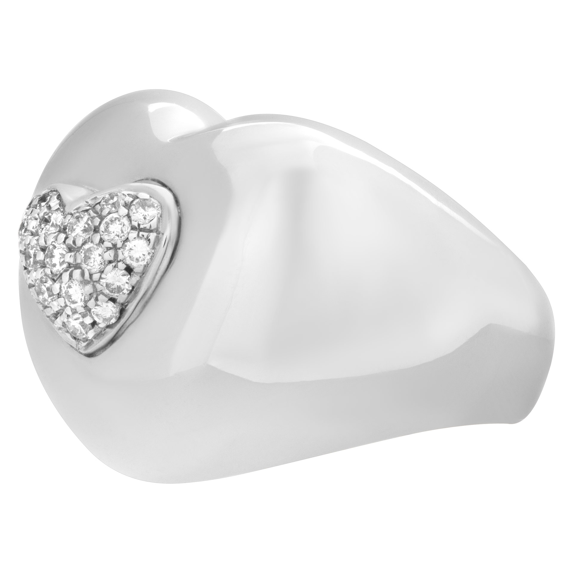 Pave diamond heart shaped ring in 18k white gold. Size 7 image 4