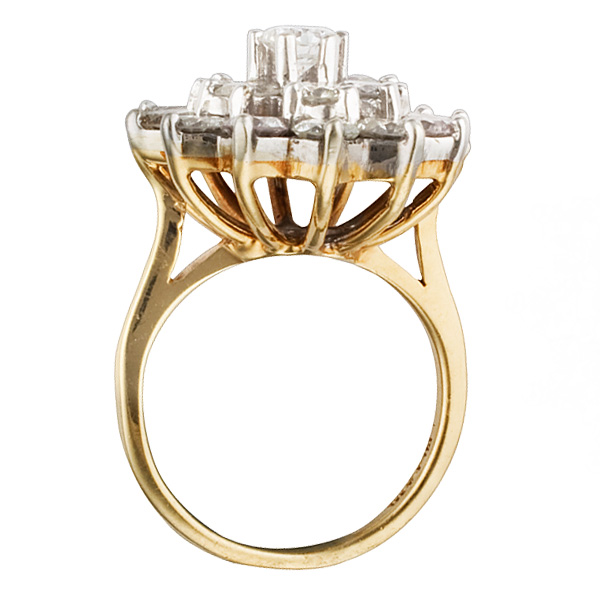 Stunning flower design diamond ring image 3