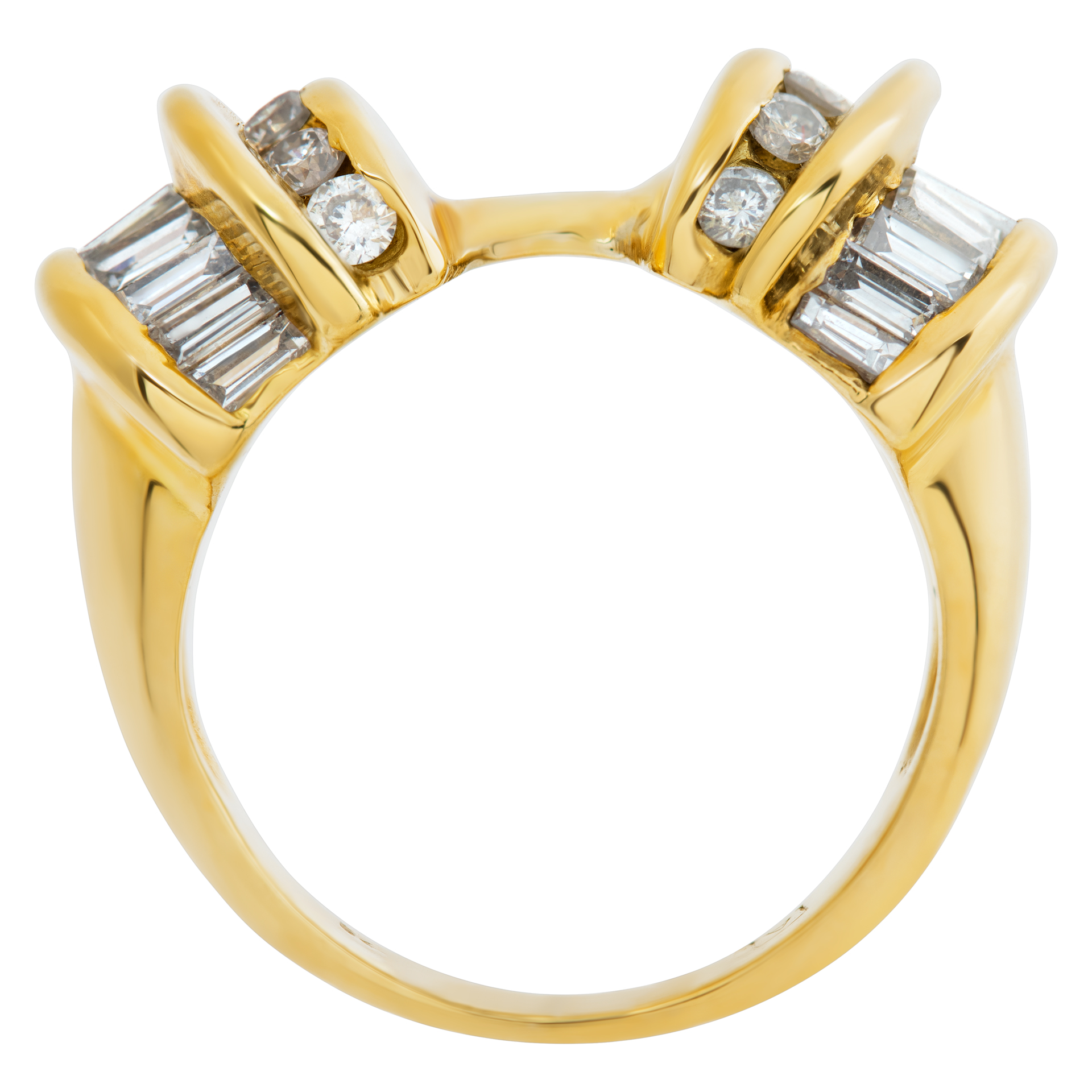 18k yellow gold ring. 0.25cts round diamonds & 0.40cts in baguette diamonds image 4