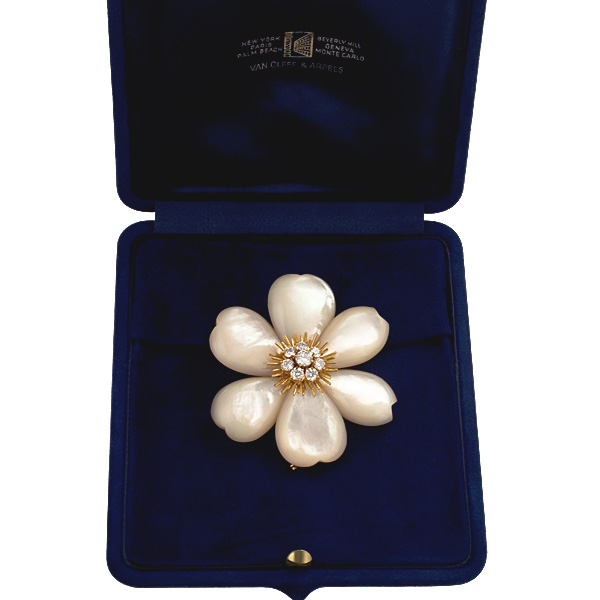 Van Cleef & Arpels  Broach and Earrings "Rose de Noel" Mother of Pearl Petals and center diamonds image 4