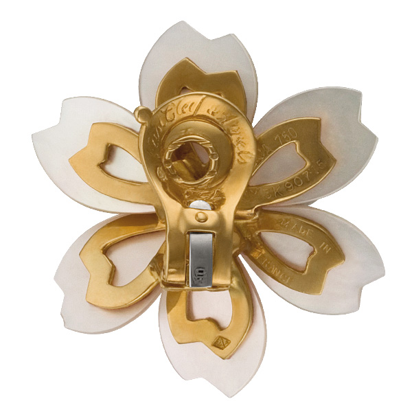 Van Cleef & Arpels  Broach and Earrings "Rose de Noel" Mother of Pearl Petals and center diamonds image 6