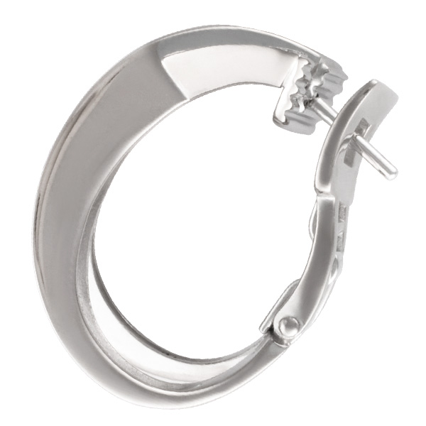Chopard Happy diamond heart hoop earrings with floating diamond in 18k white gold image 3