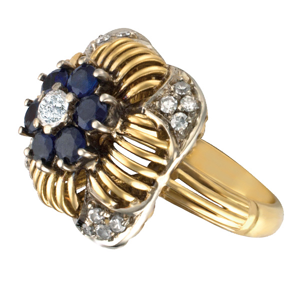 Flower shape diamond and sapphire ring with app. 0.35 cts in diamonds in 18k white and yellow gold image 2