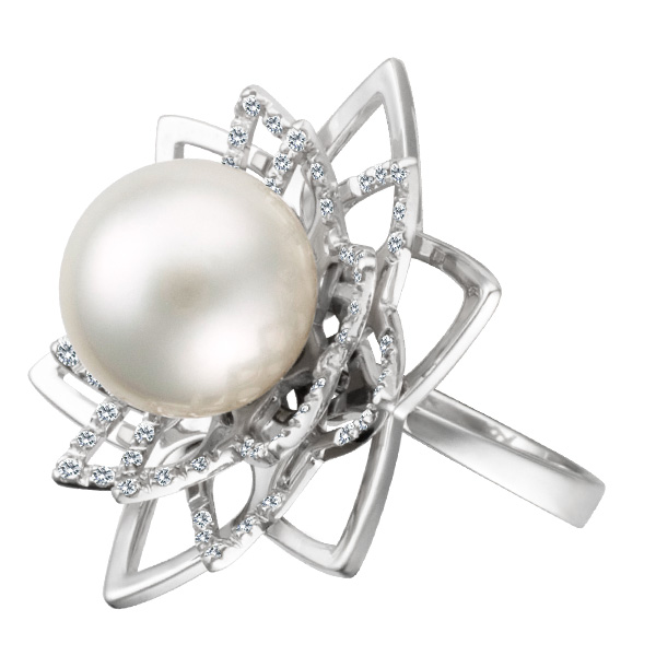 Attractive 12 mm South Sea pearl set in an 18k wg flower design ring with 0.30 cts in dia accents image 4