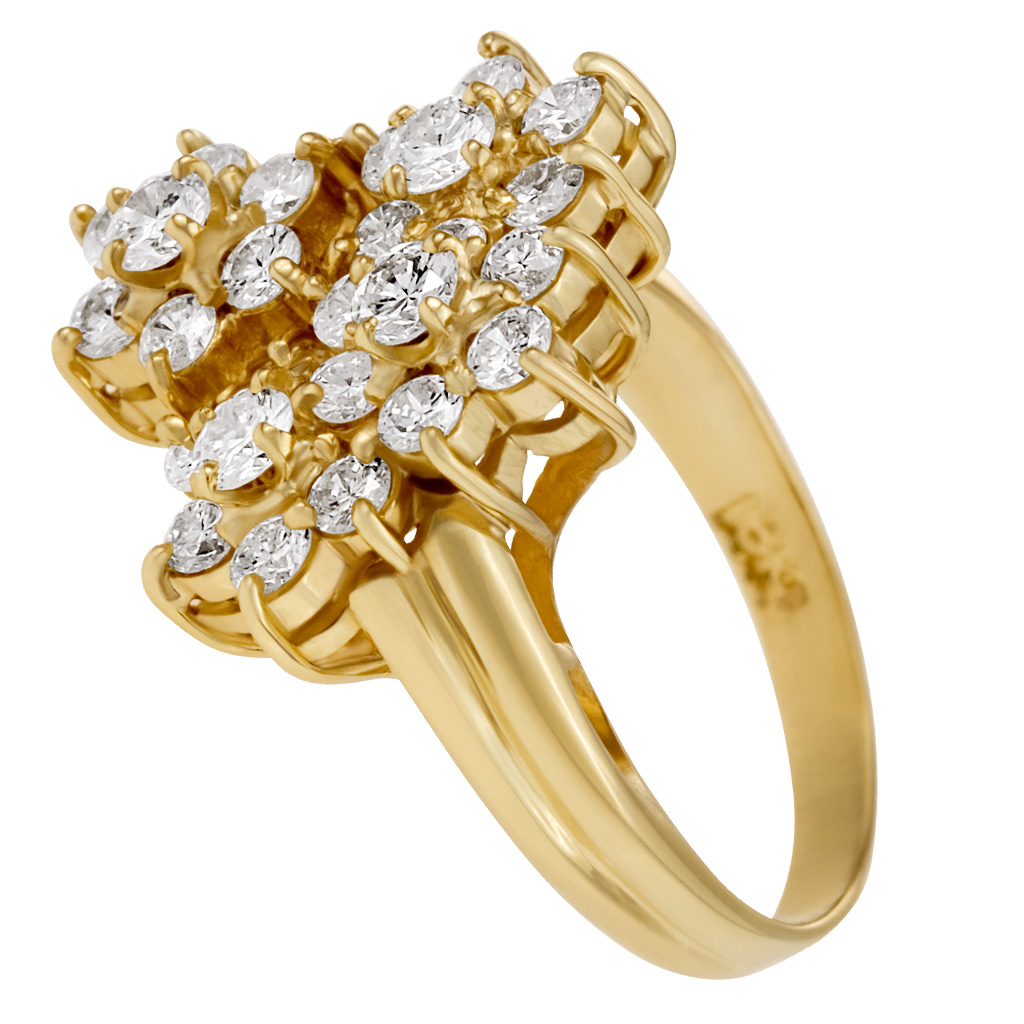 Flower cluster diamond ring in 18k yellow gold. 1.00 carat in diamonds. Size 4.5 image 2