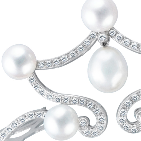 Diamond & pearl tiara in 18k white gold; 7-10.5 mm pearls image 2