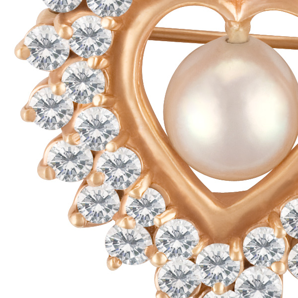 Heart shaped pearl & diamond brooch in 14k yellow gold. image 3