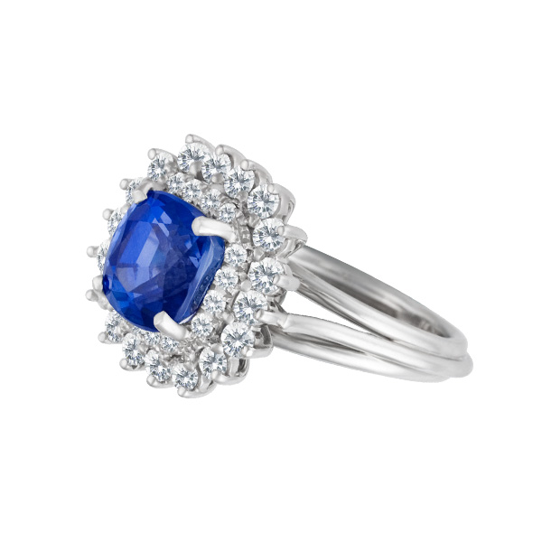 GIA certified Sapphire & diamond ring in platinum. 5.36 ct no heat Sri Lankan Sapphire. 1.18 ct dias image 2
