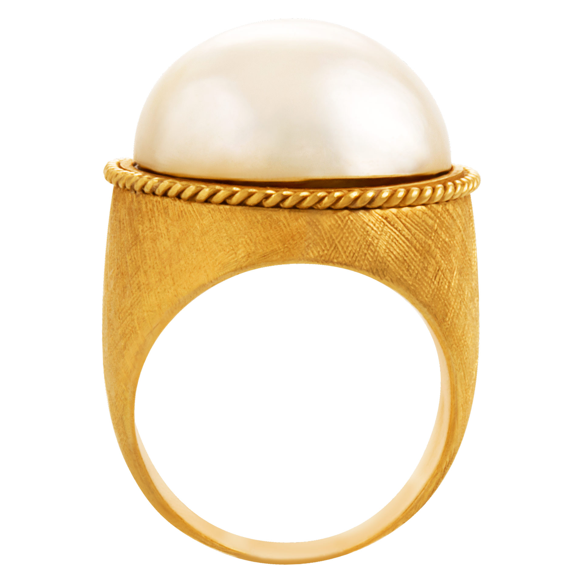 Pearl set with ring and earrings in 18K yellow gold image 4