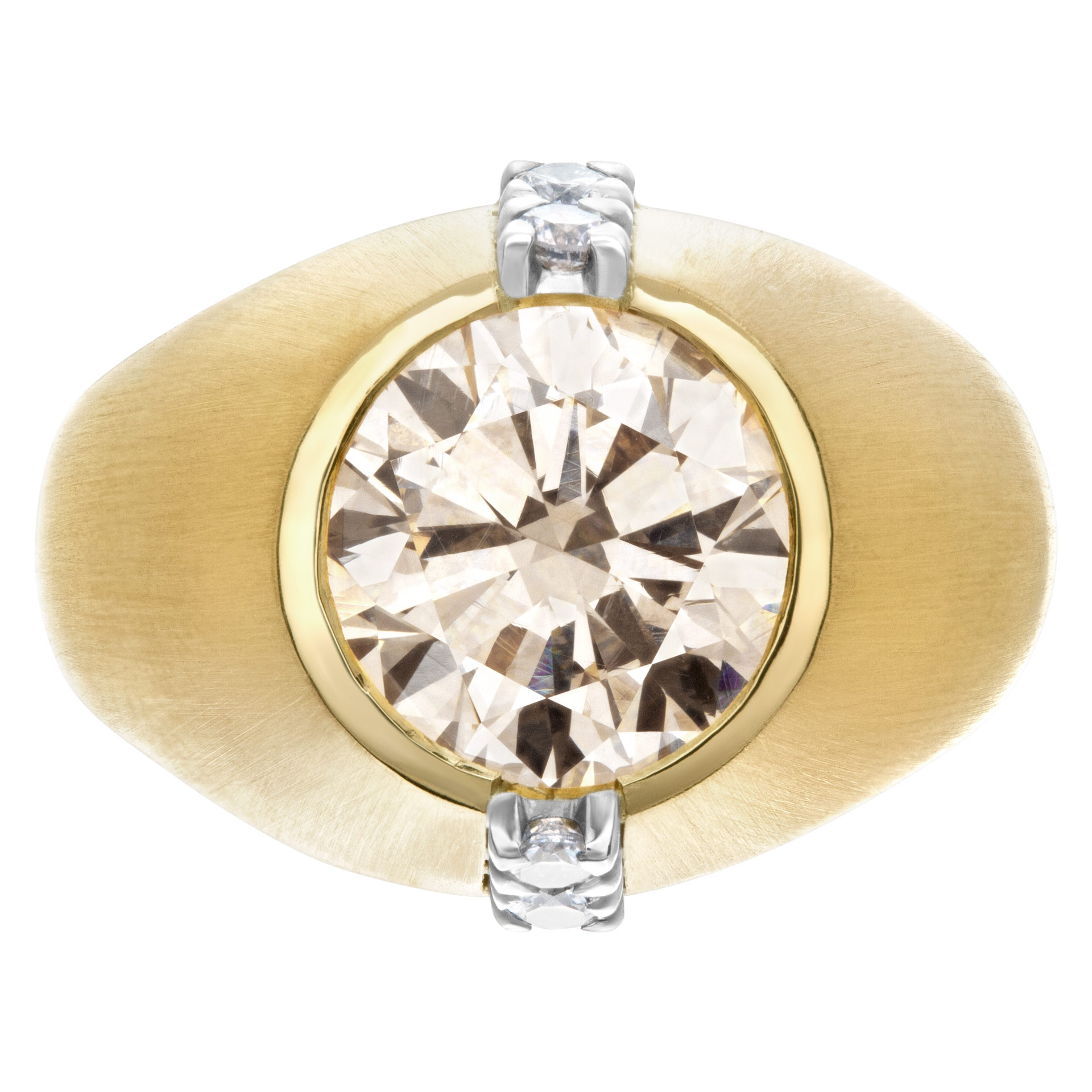GIA Certified Kutchinsky diamond ring in 18k yellow gold. Warm and bright 4.23 carat center diamond champgane color, VS1 clarity image 1