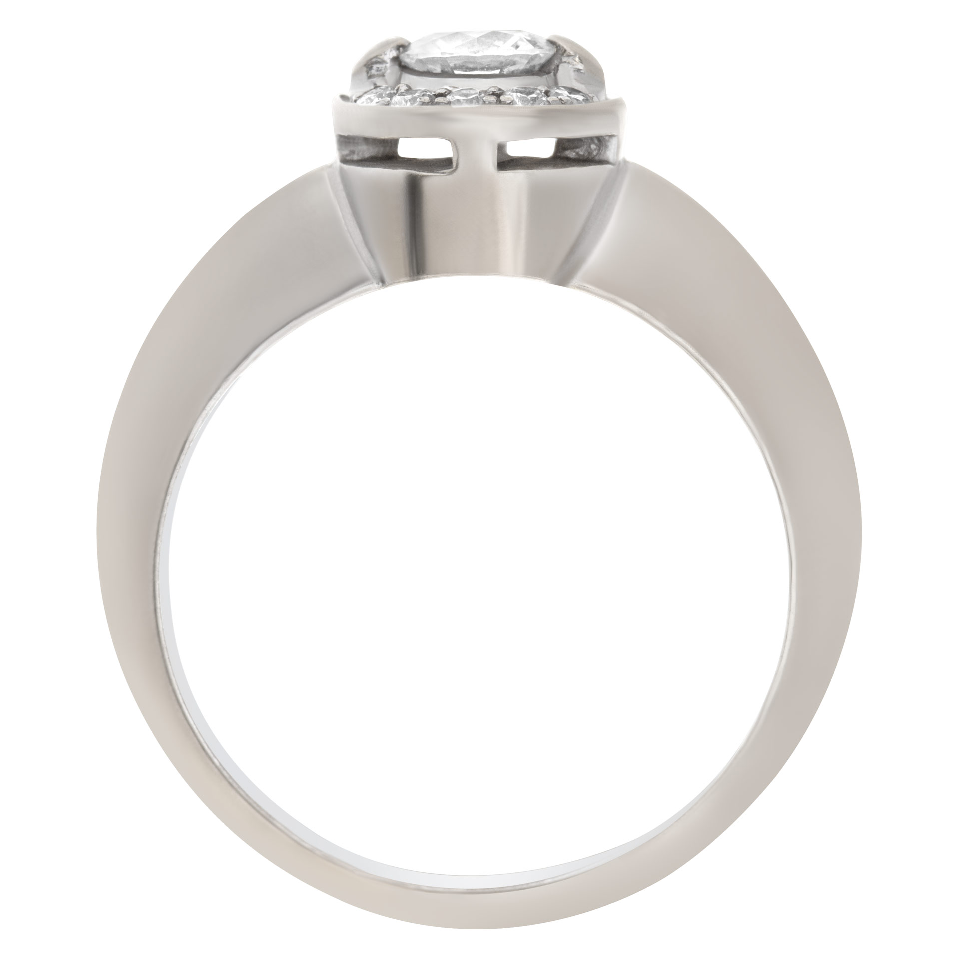 Diamond ring in 18k white gold with approximately 0.43 carats image 4