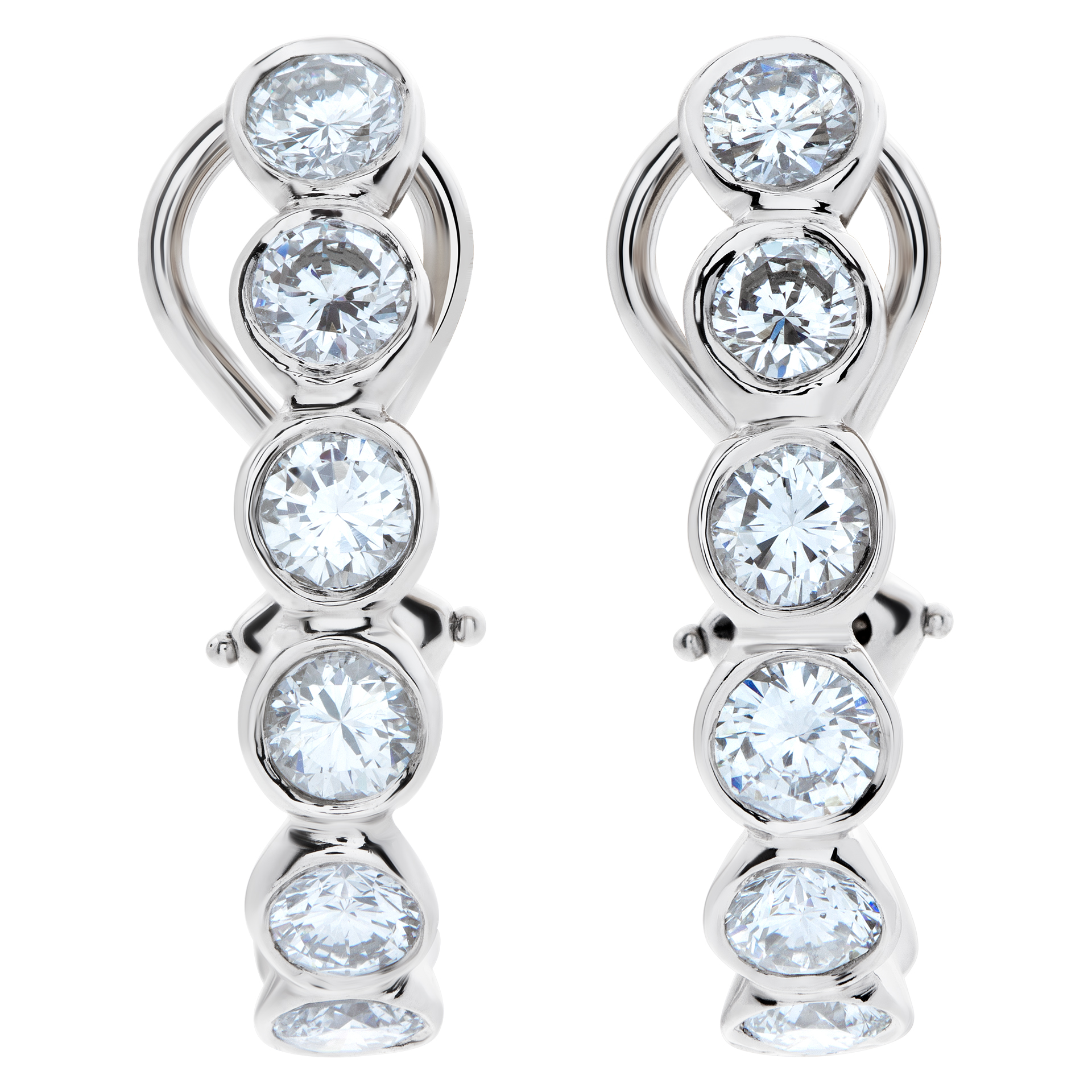 Platinum semi-hoop earrings with 3.75 carats in round diamonds image 1