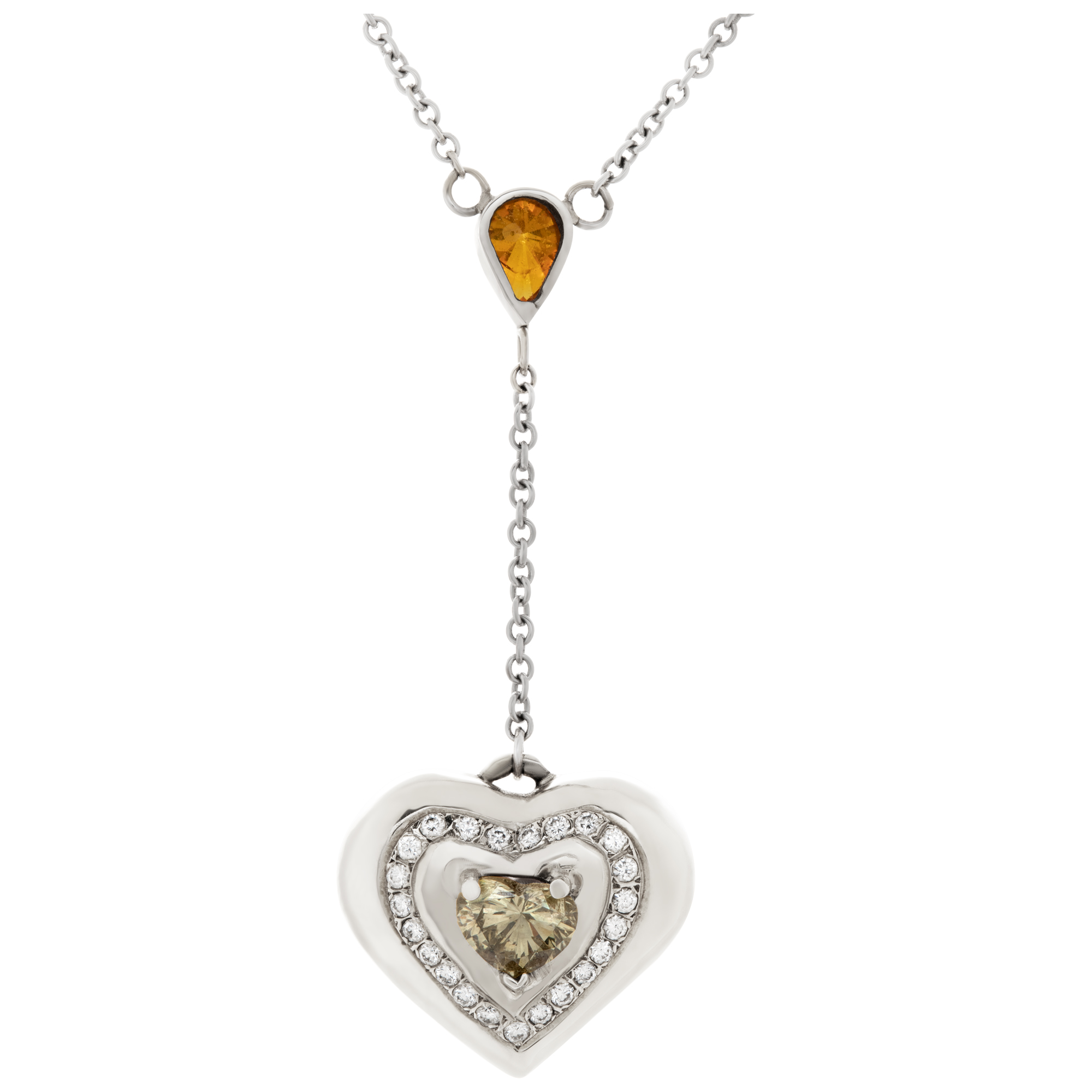 Diamond heart pendant necklace in 18k white gold image 3