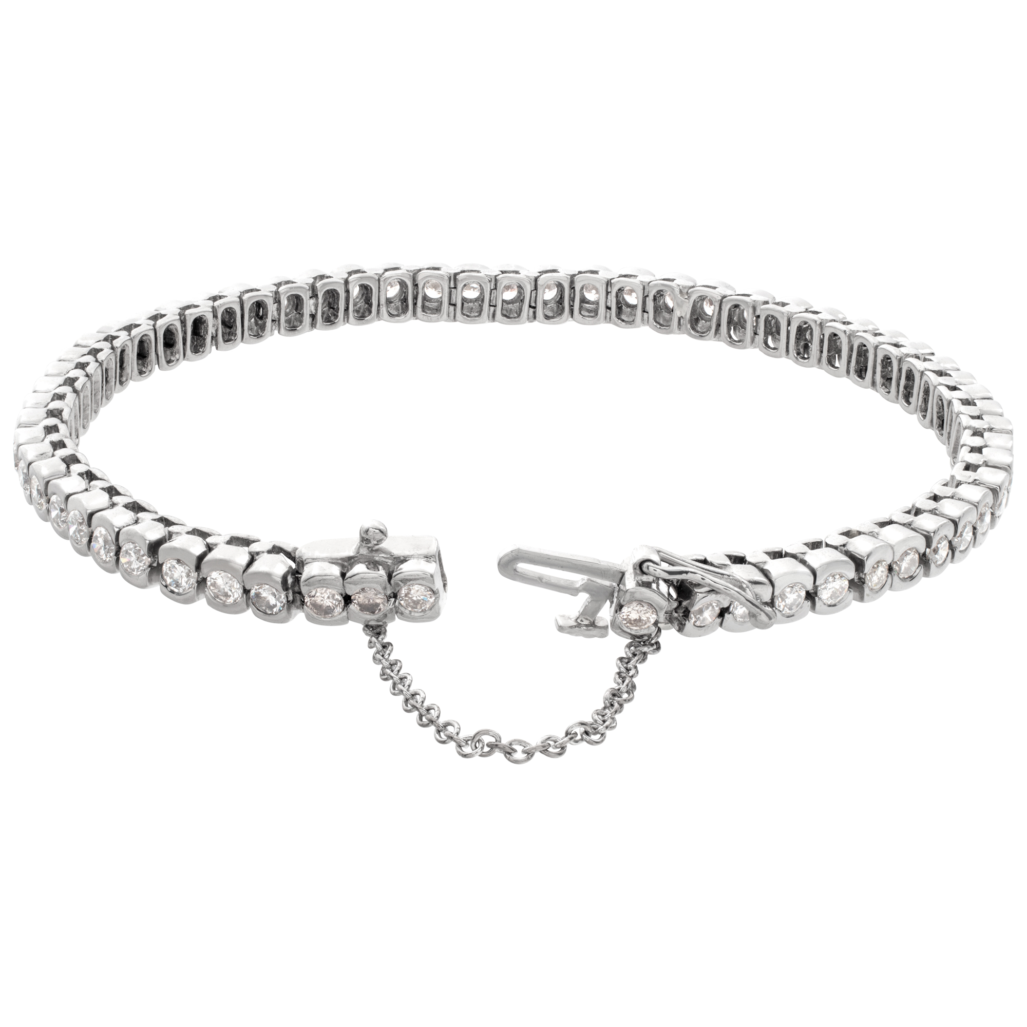 Diamond tennis bracelet in platinum with approximately 6 carats in round diamonds image 3