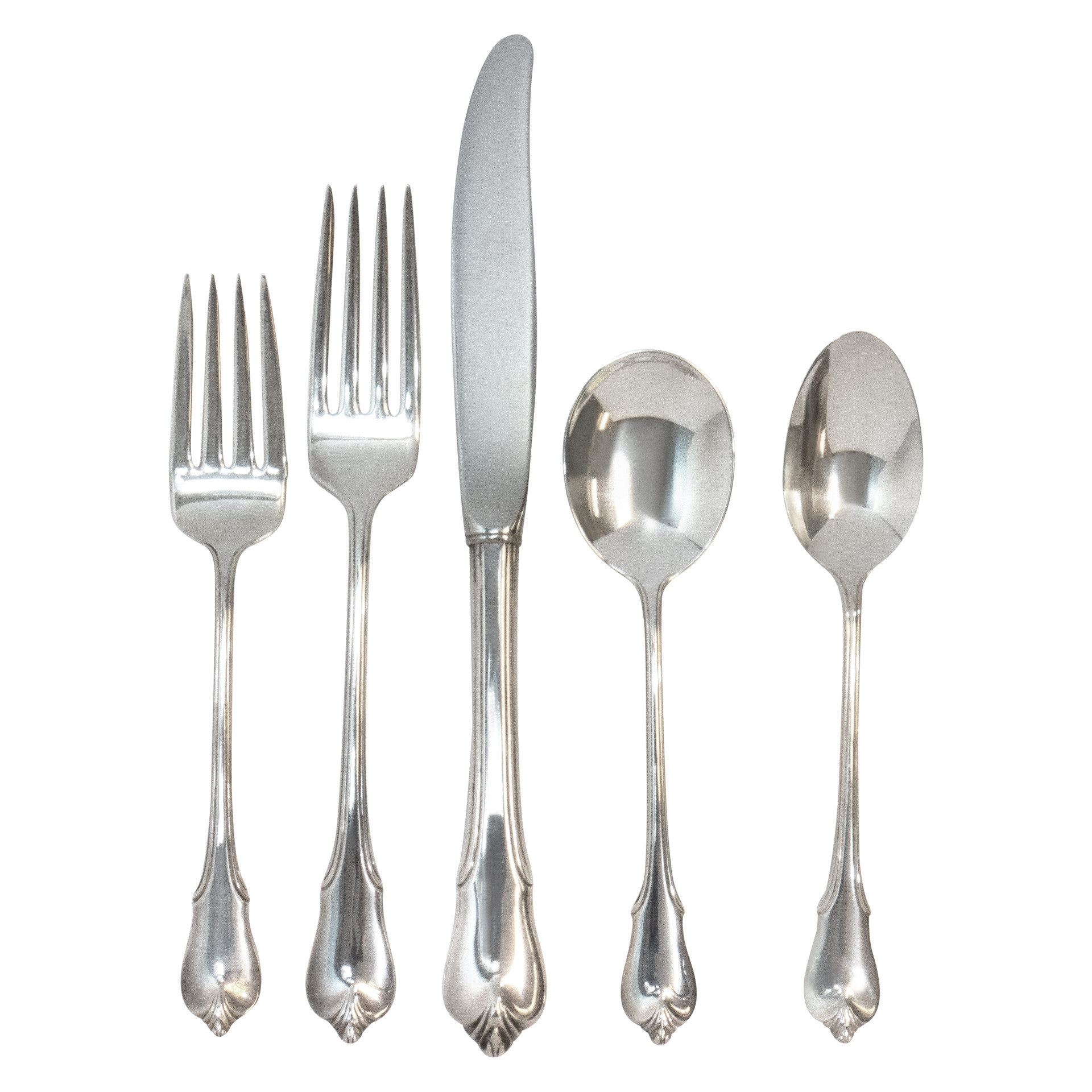 "GRAND COLONIAL" Sterling Silver Flatware Set patented in 1942 by WALLACE. 5 Place Setting for 12 + 11 Serving Pieces. Over 2300 grams of Sterling Silver.