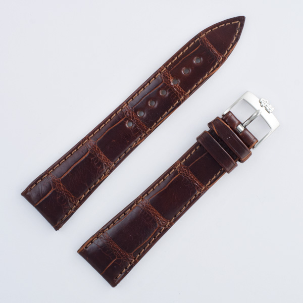 Corum brown stitched alligator strap with st/s tang buckle (20x16)