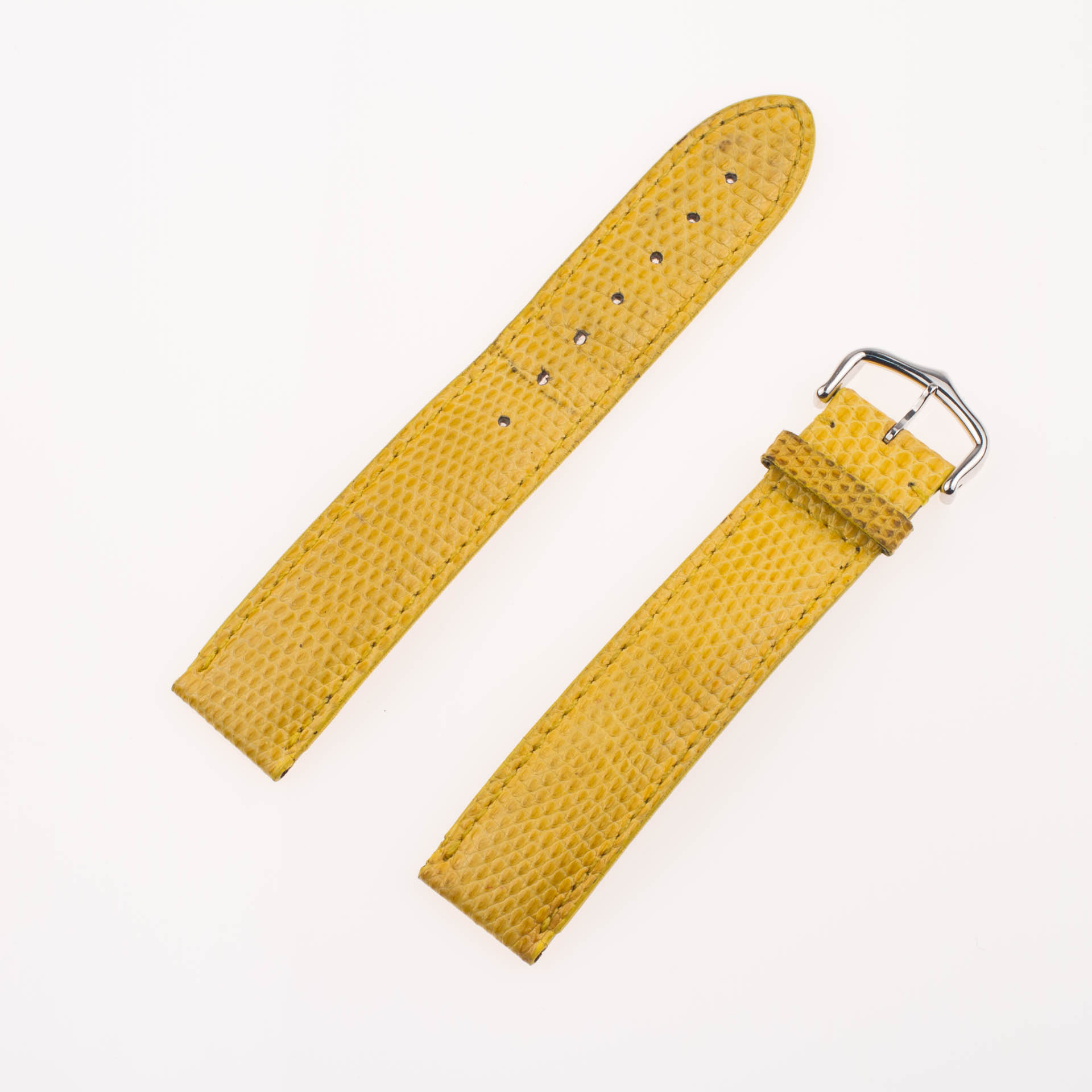 Cartier yellow alligator strap with 18k gold buckle (18mm x 17.5)