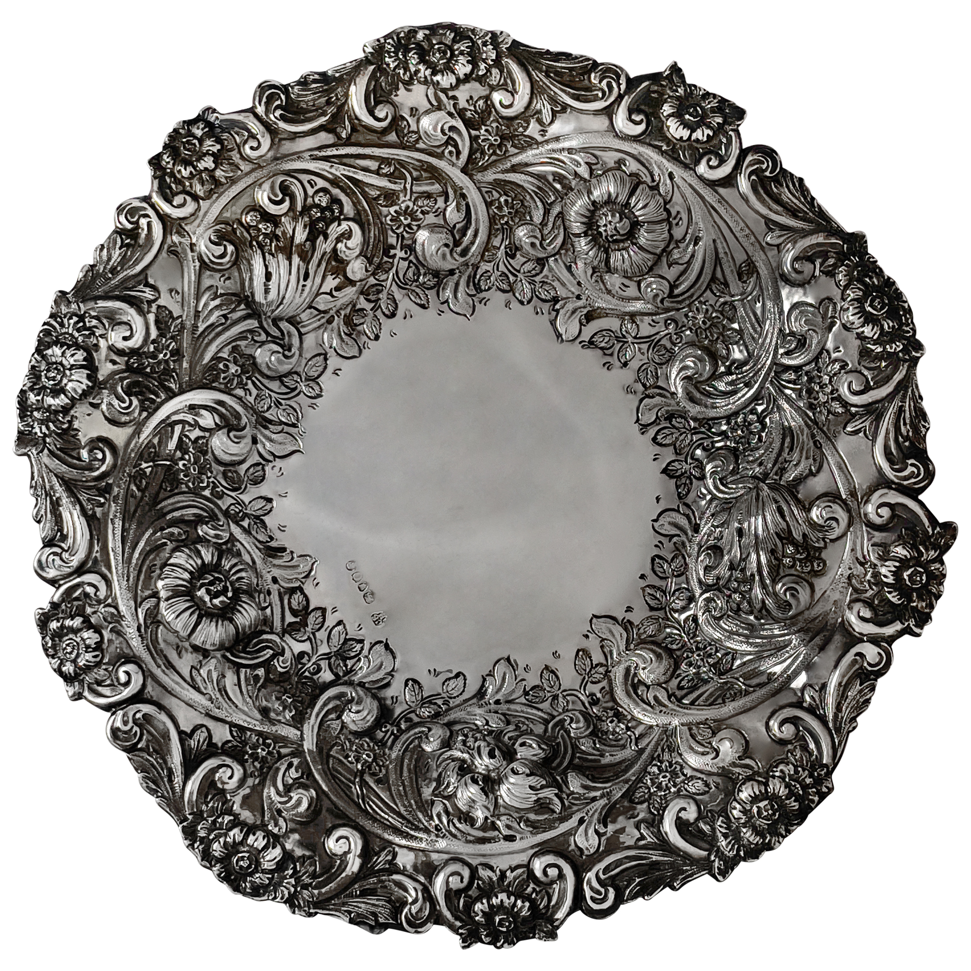 English London Sterling Silver Repousse presentation plate, 1891. Over 7.94 ounce troy of .925 sertling silver. Makers Hallmarks  CSH, for Charles Stuart Harris