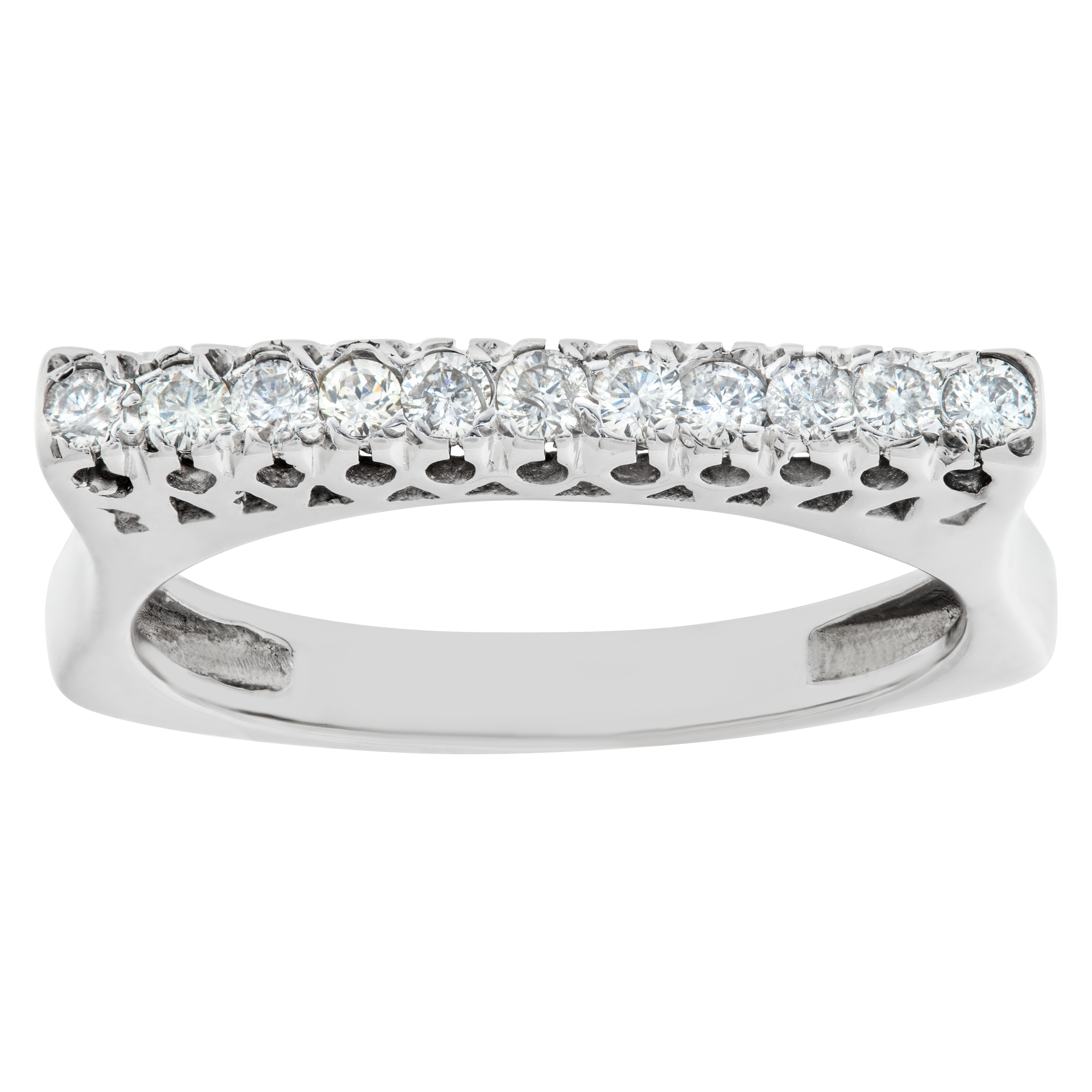 Single row diamond ring in 18k white gold. 0.33 carat (I-J color, SI1 clarity). Size 8