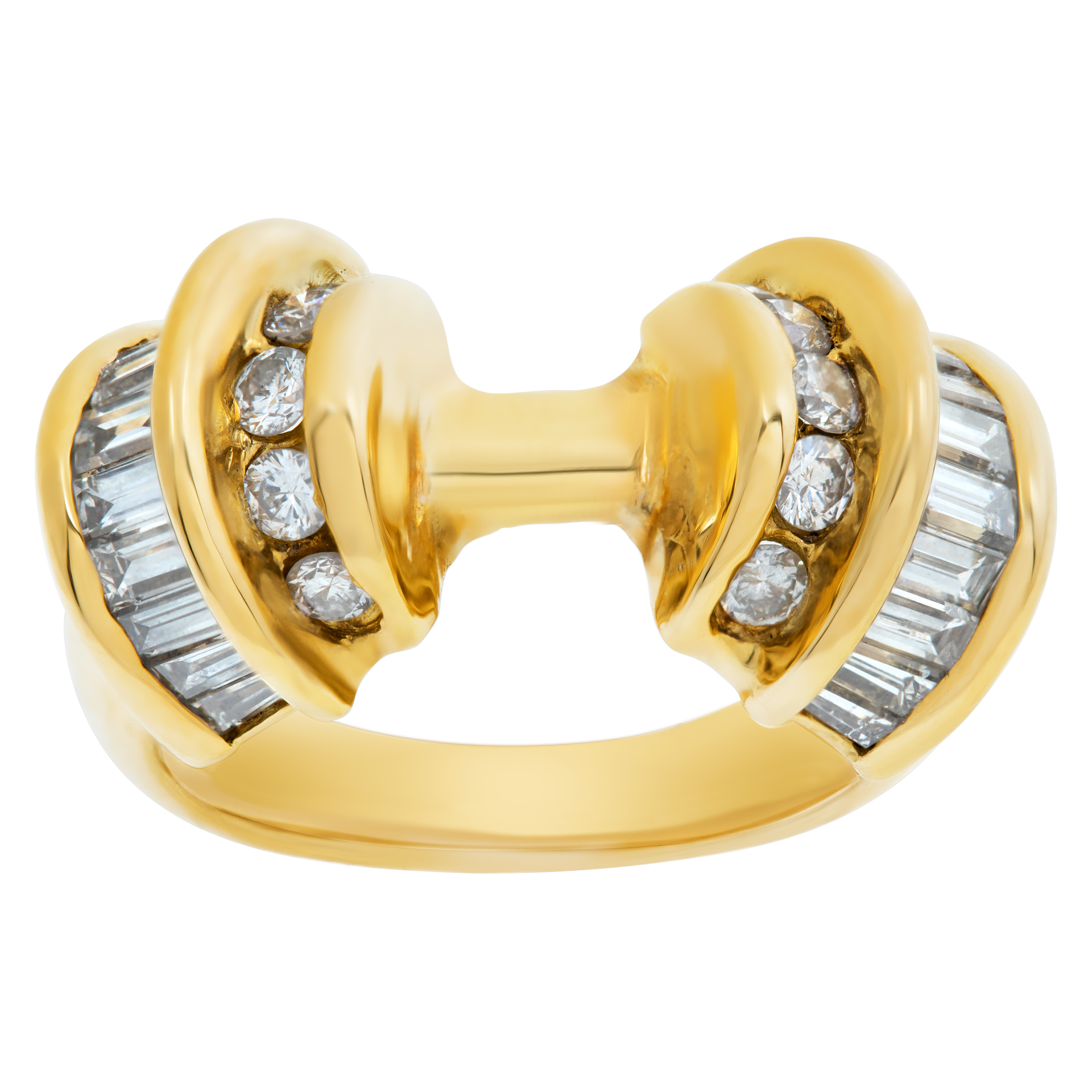 18k yellow gold ring. 0.25cts round diamonds & 0.40cts in baguette diamonds