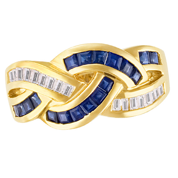 Princess cut sapphire & diamond ring in 18k