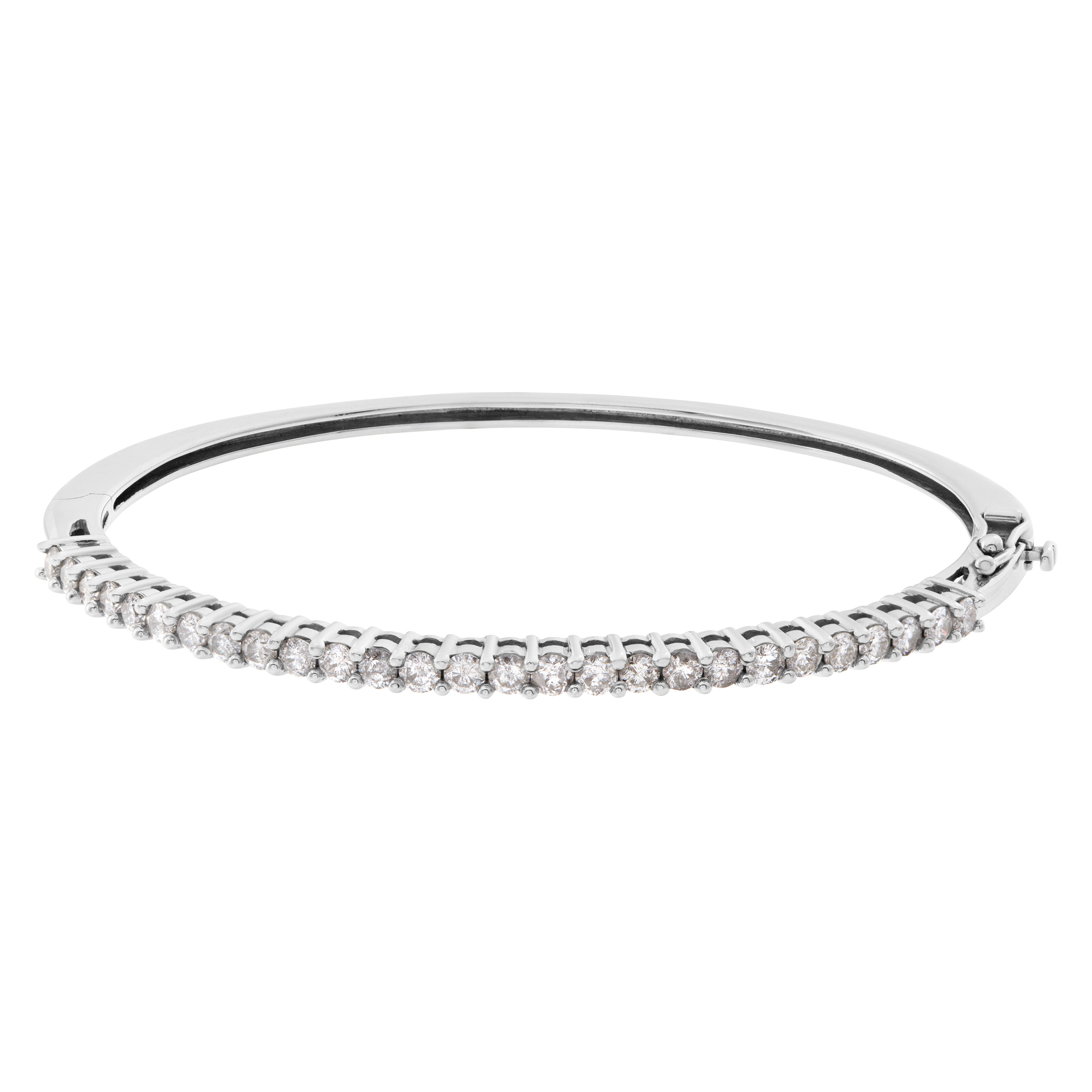 Diamond bangle in 14k white gold with app. 1.80 cts in diamonds