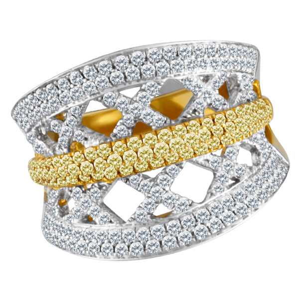 Yellow and white diamond ring in 18k yellow gold