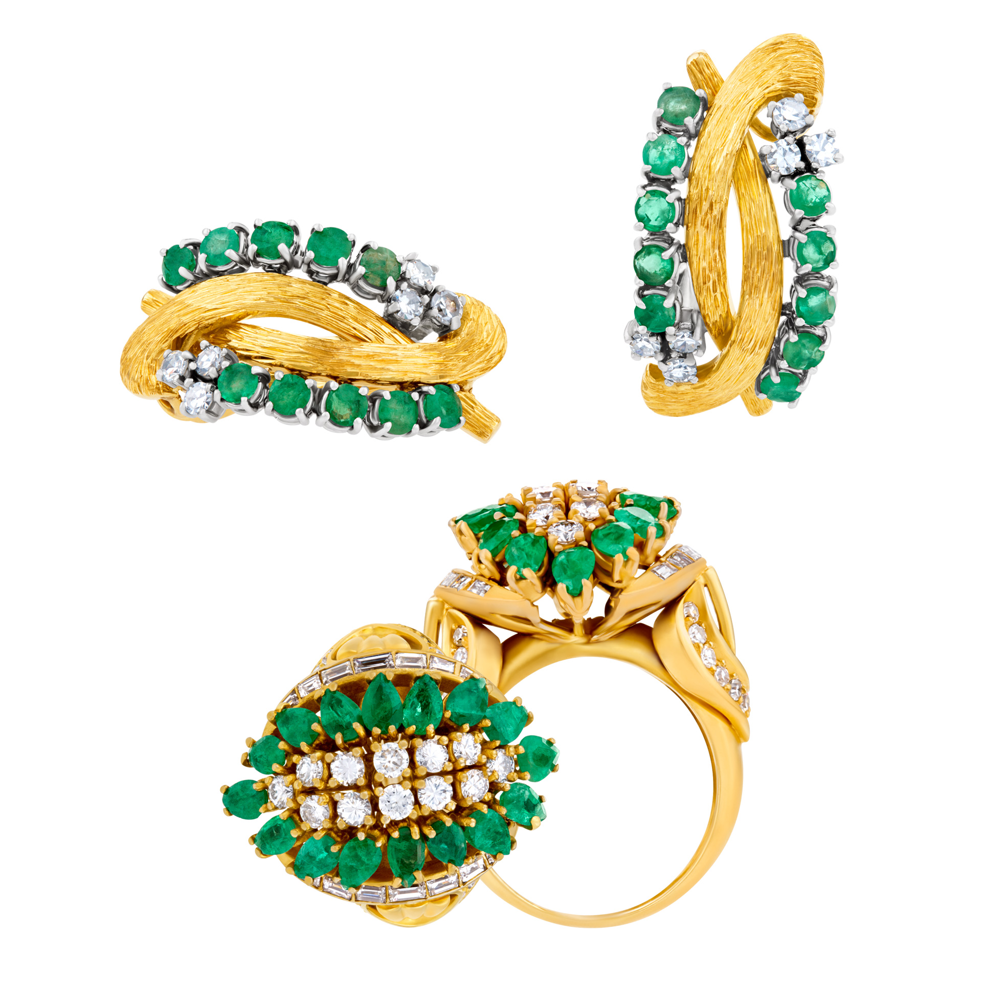 Emerald and diamond ring and earring set in 18k gold. 2.00cts in diamonds