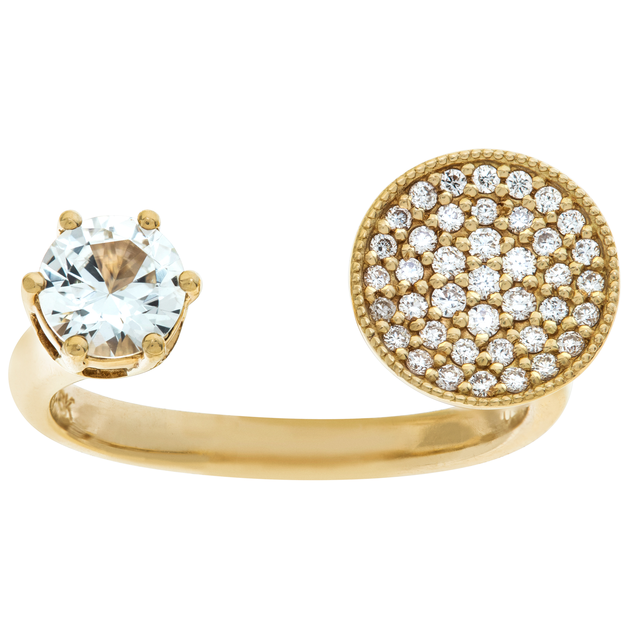Open ring with white sapphire and diamonds set in 18k gold. 0.29 carats in dia's