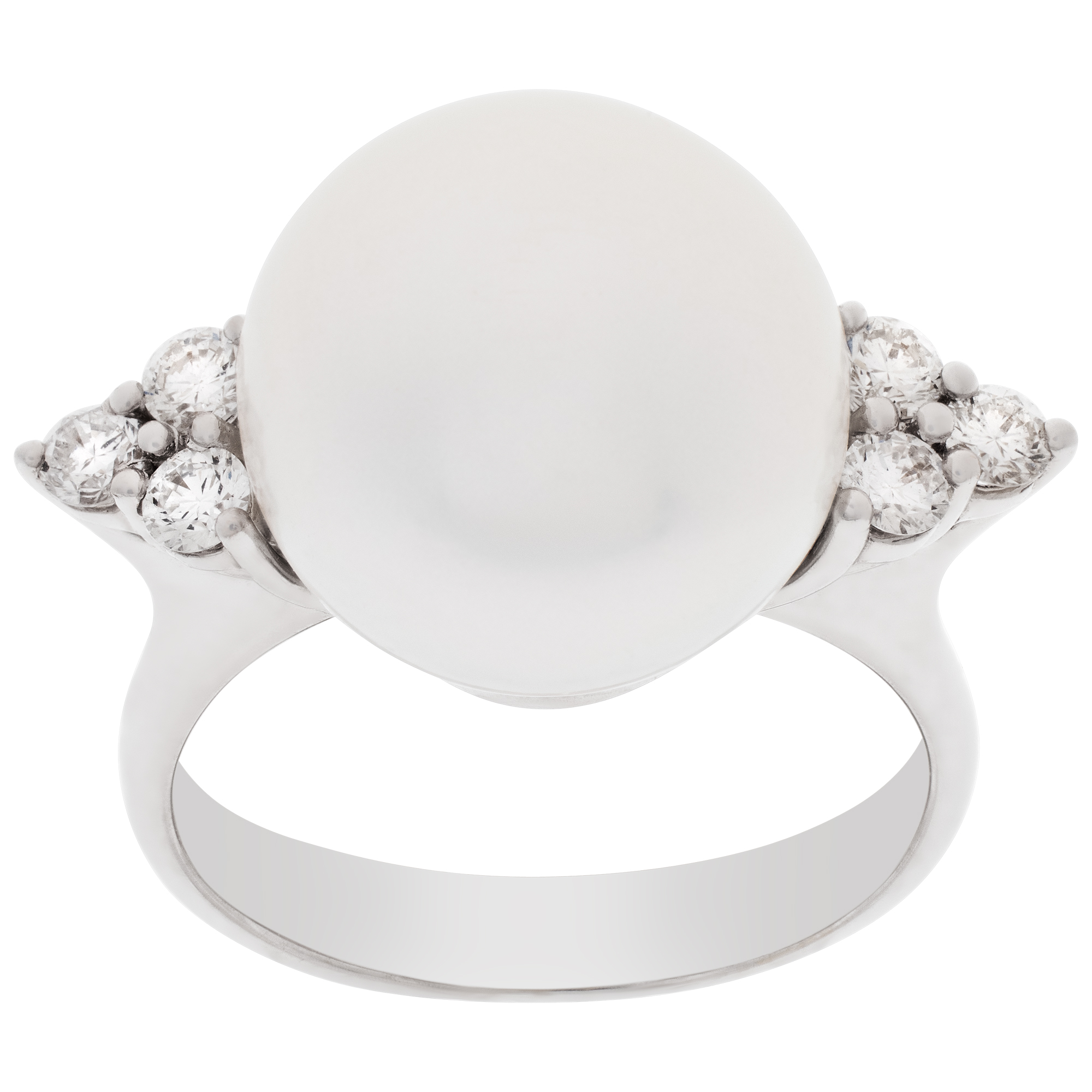 South Sea pearl & diamonds ring set in 18K white gold. Size 6.75