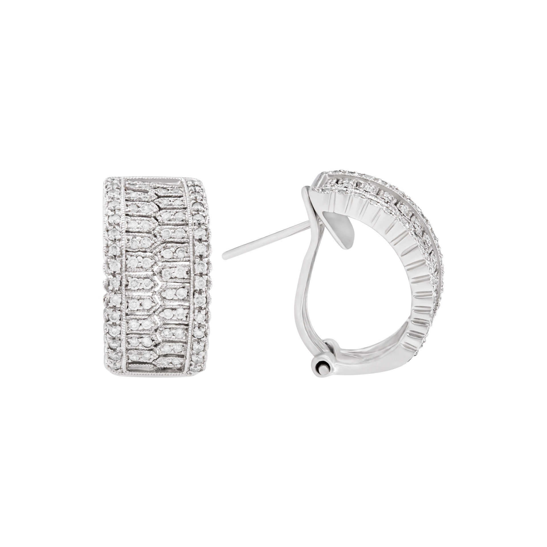 Diamond earrings in 18 white gold