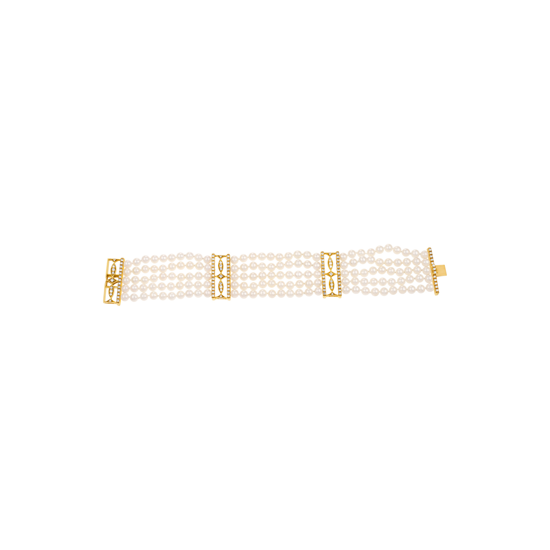 Five strand pearl bracelet in 18K gold with diamonds