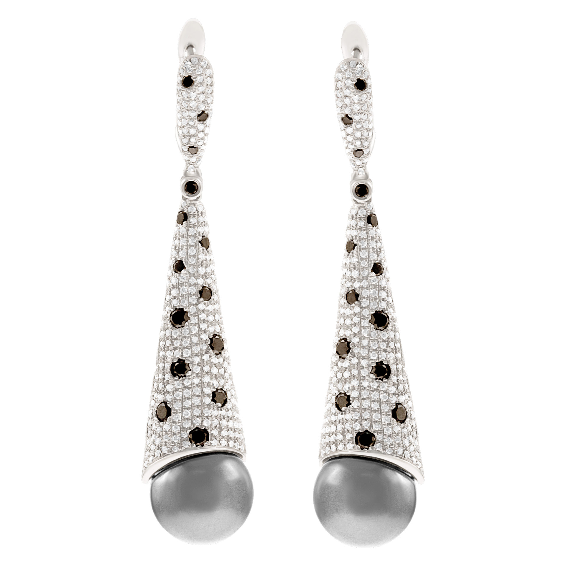 Pearl and diamonds earrings in 18k white gold with app. 1.67 carats in diamonds
