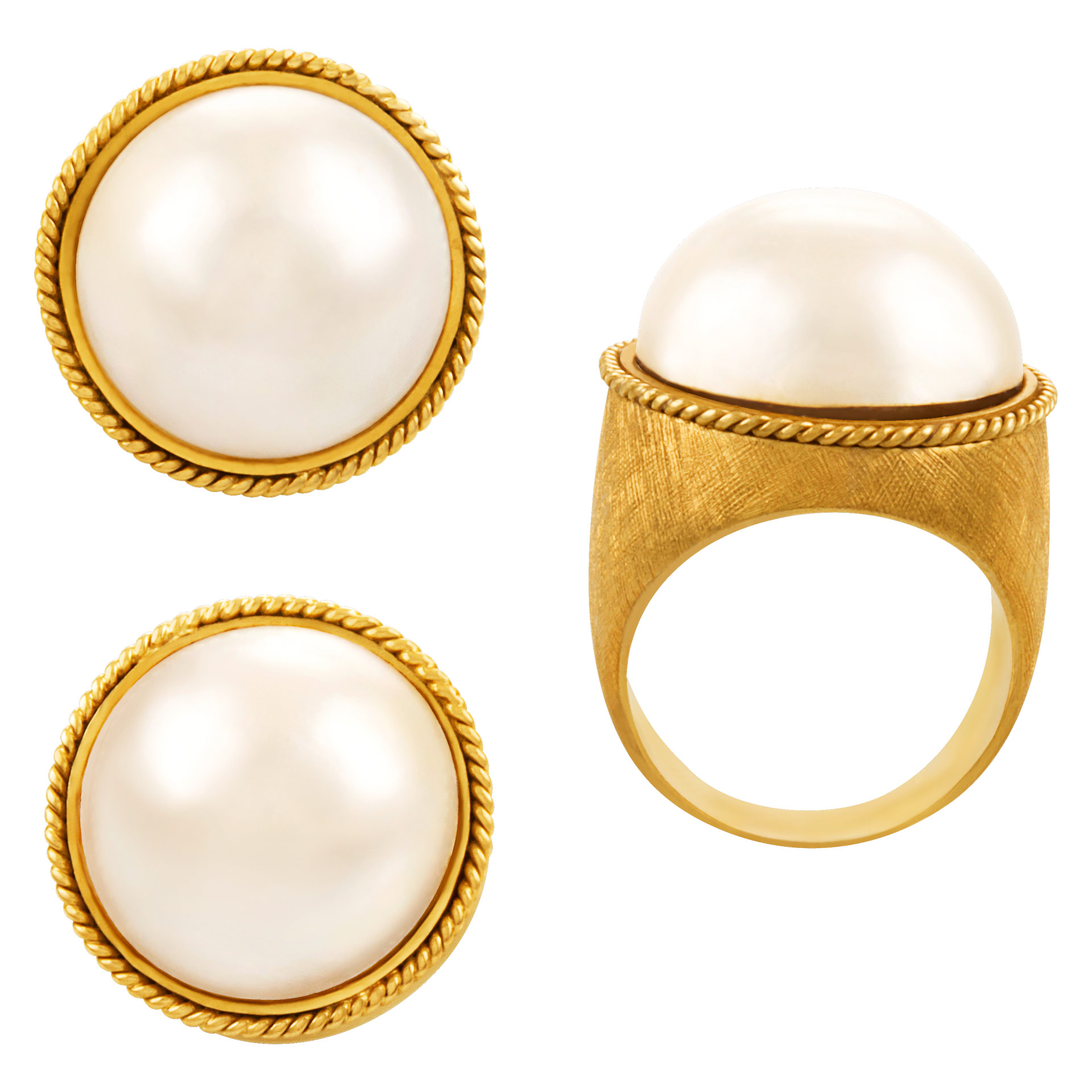 Pearl set with ring and earrings in 18K yellow gold