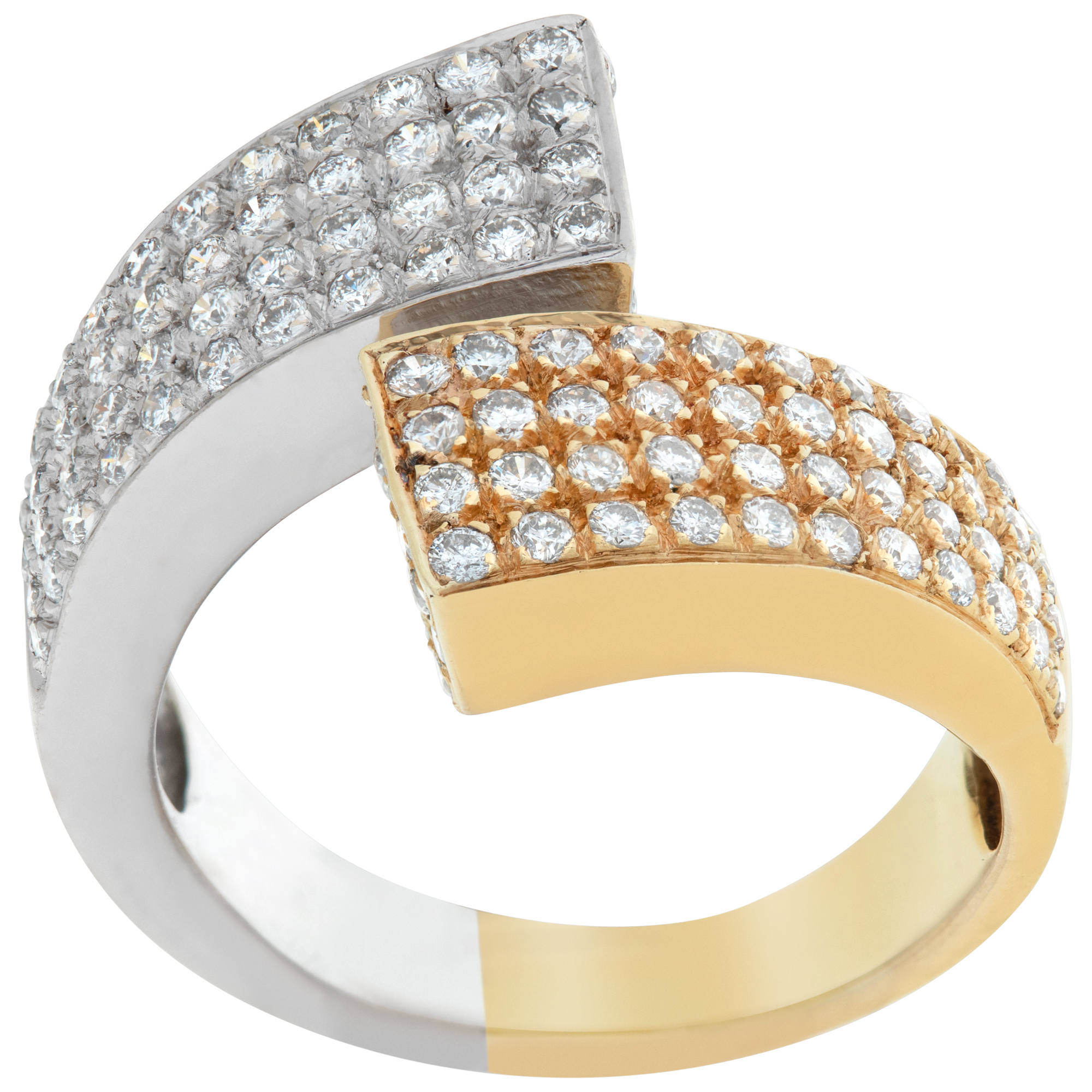 Sparkling diamond ring in 18k white & yellow gold. 1.40cts in diamonds. Size.6