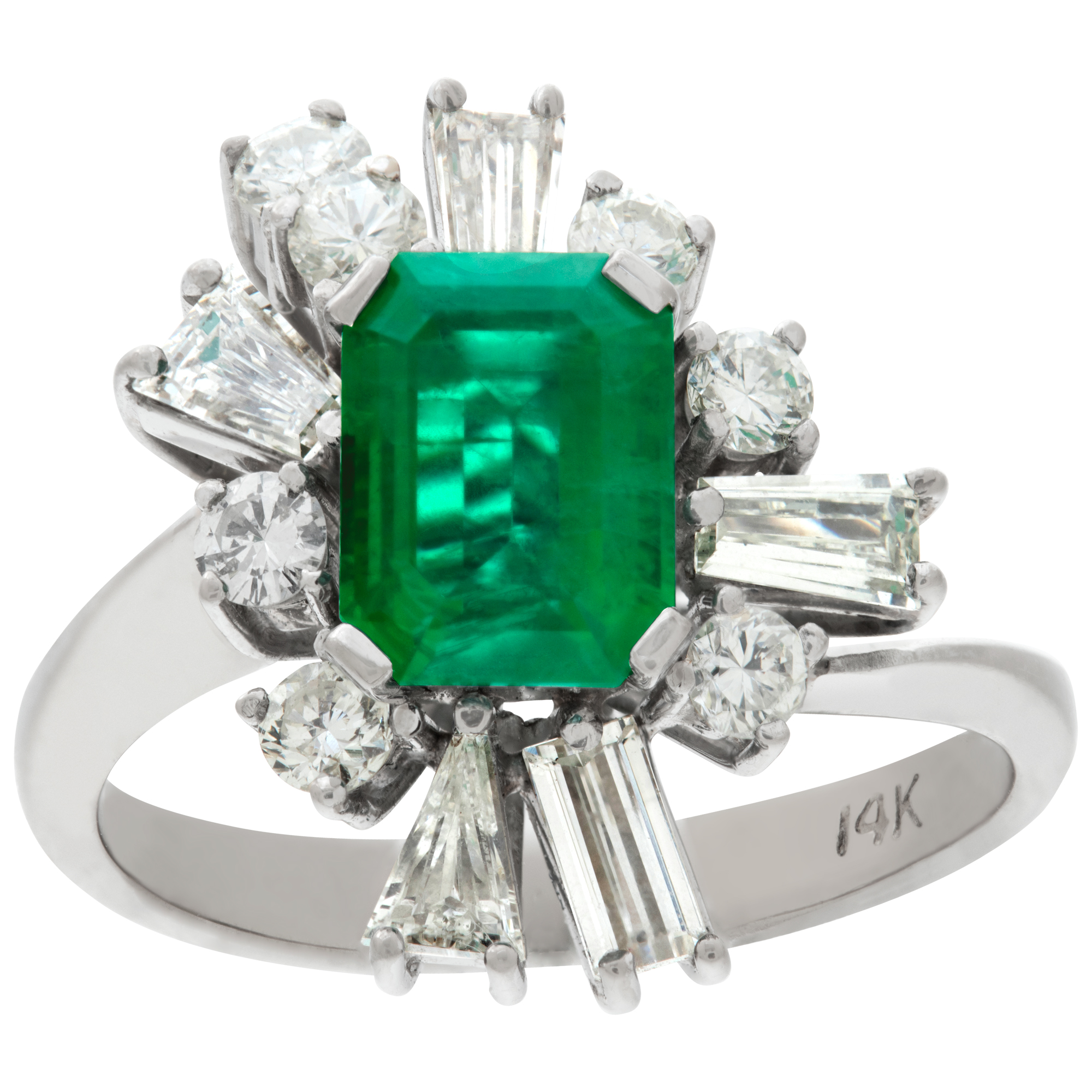 Emerald and diamond ring in 14k white gold. 1.00 carats in diamonds. Size 6.75