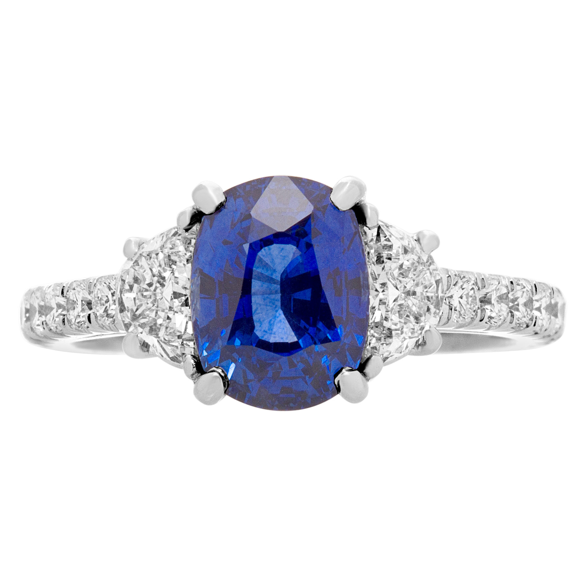 Madagascar deep blue oval-cut sapphire and diamond ring. 3.14 carat sapphire, 0.55 carats diamonds