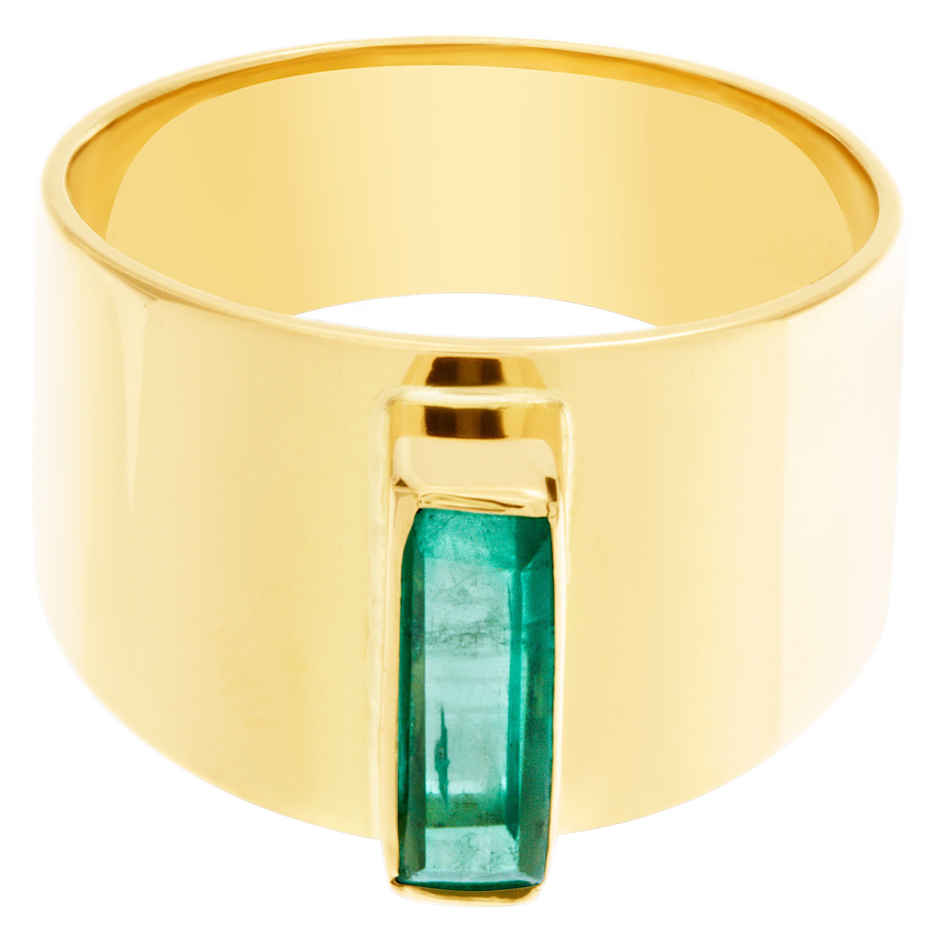 Guayasmin Emerald ring set in 18k yellow gold