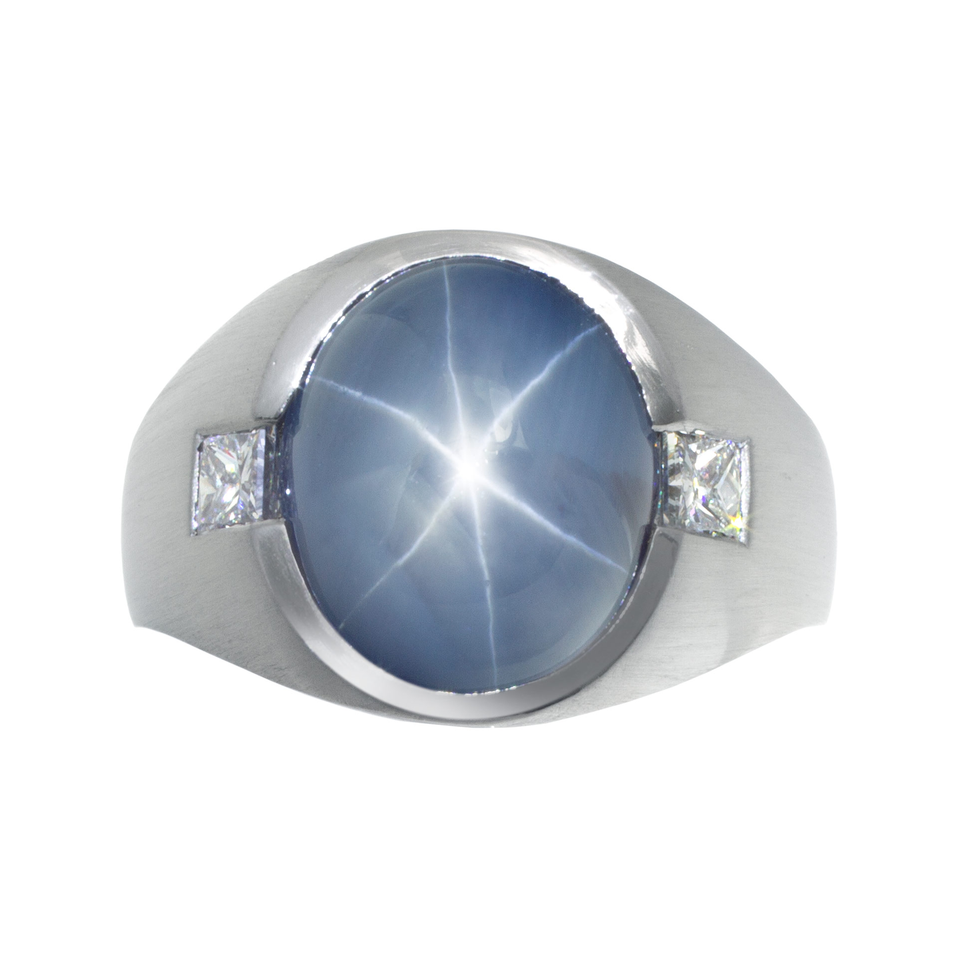 AGL Certified Grayish blue star sapphire ring in platinum. 18.5 carats,