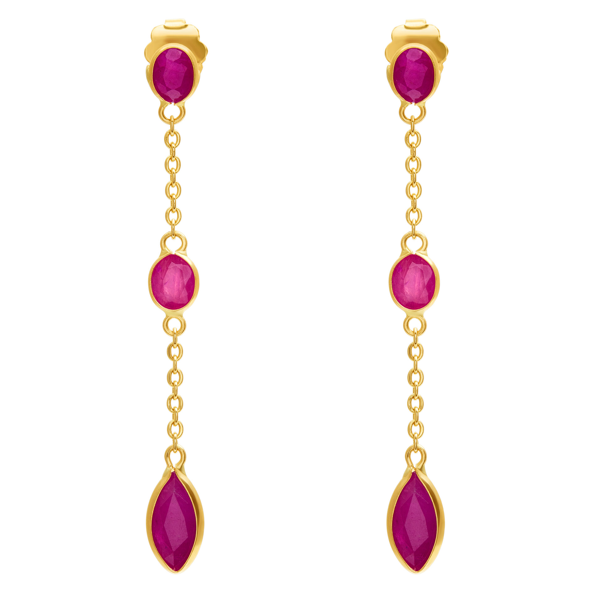 Ruby drop earrings in 14k gold with approximately 3.23cts in rubies