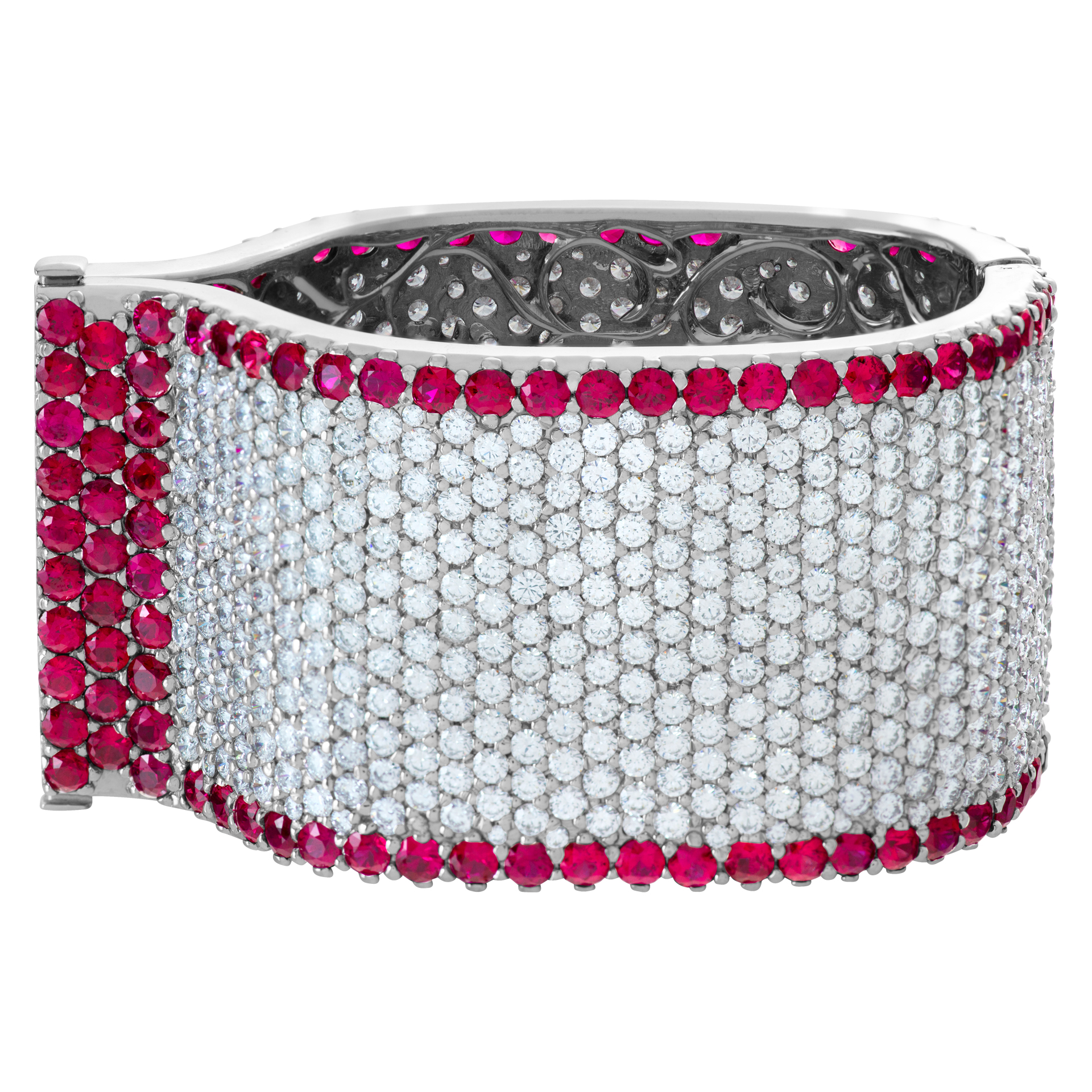 Ruby and diamond bangle in 18k white gold - Over 60 carats round brilliant diamond cut diamonds and 40 carats rubies
