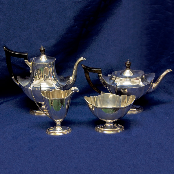 PLYMOUTH patented in 1910 by Gorham, 4 pieces tea and coffee set, total approx. weight: 56.9 ounces troy image 1