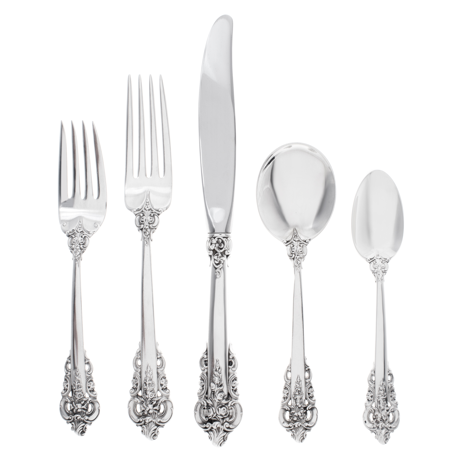 "GRANDE BAROQUE" sterling silver flatware patented in 1941 by Wallace. 5 Place set for 8 with 6 serving pieces- image 1