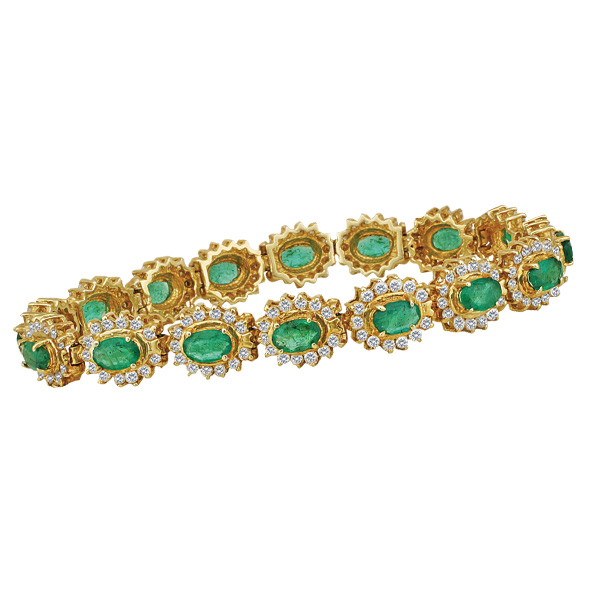 Lovely emerald & diamond bracelet image 1