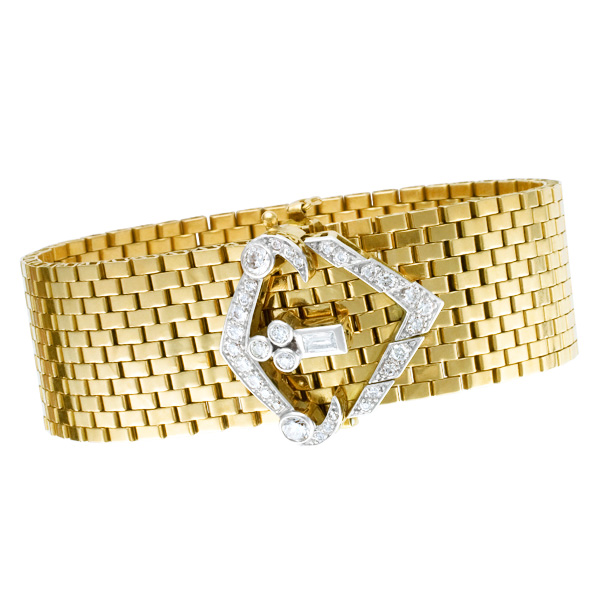 Retro Thick diamond clasp mesh bracelet in 18k yellow gold with over 1.10 carats. Circa 1950 image 1