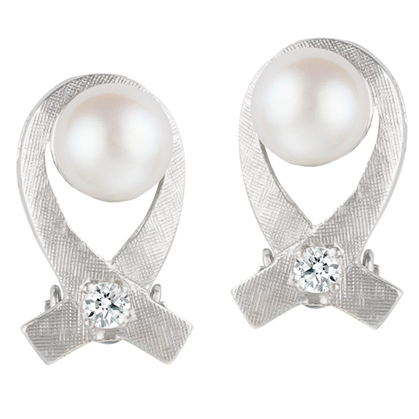 Pearl and diamond earrings in 18k white gold w/14k white gold clip image 1